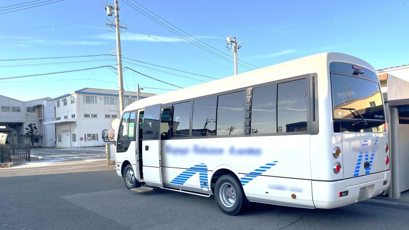 通勤バス
